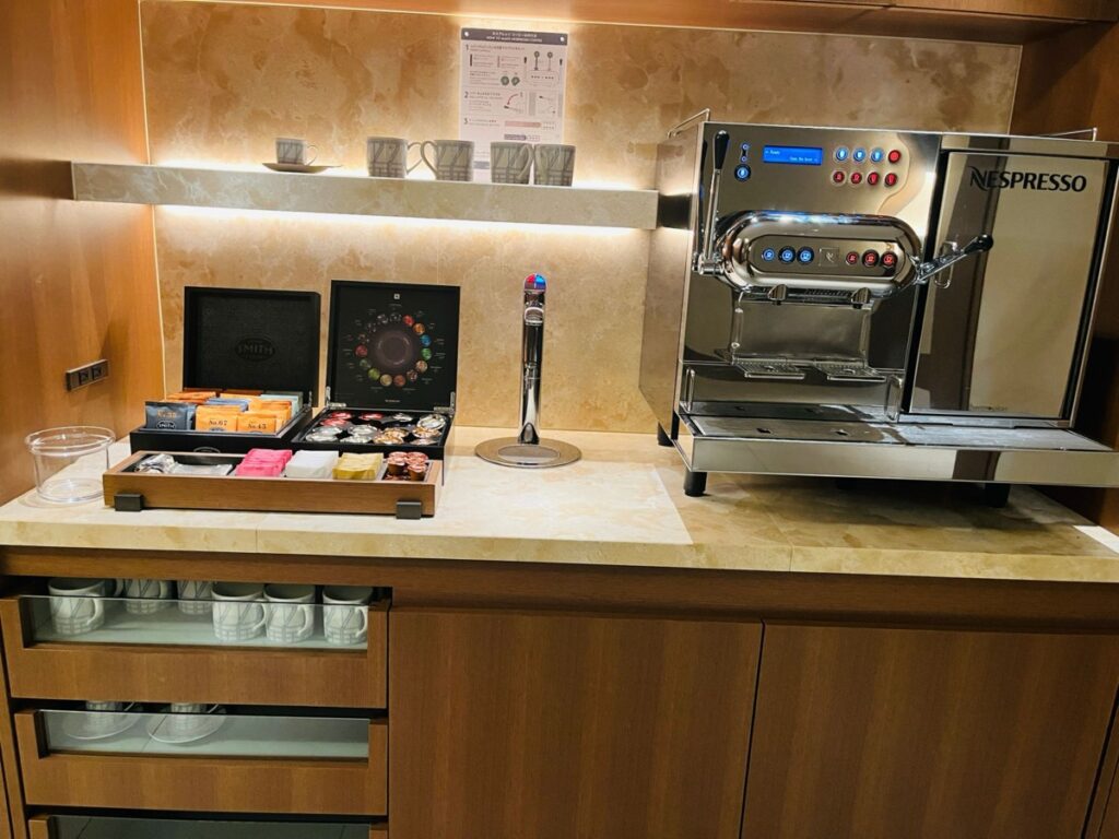 ライブラリーのドリンクコーナー