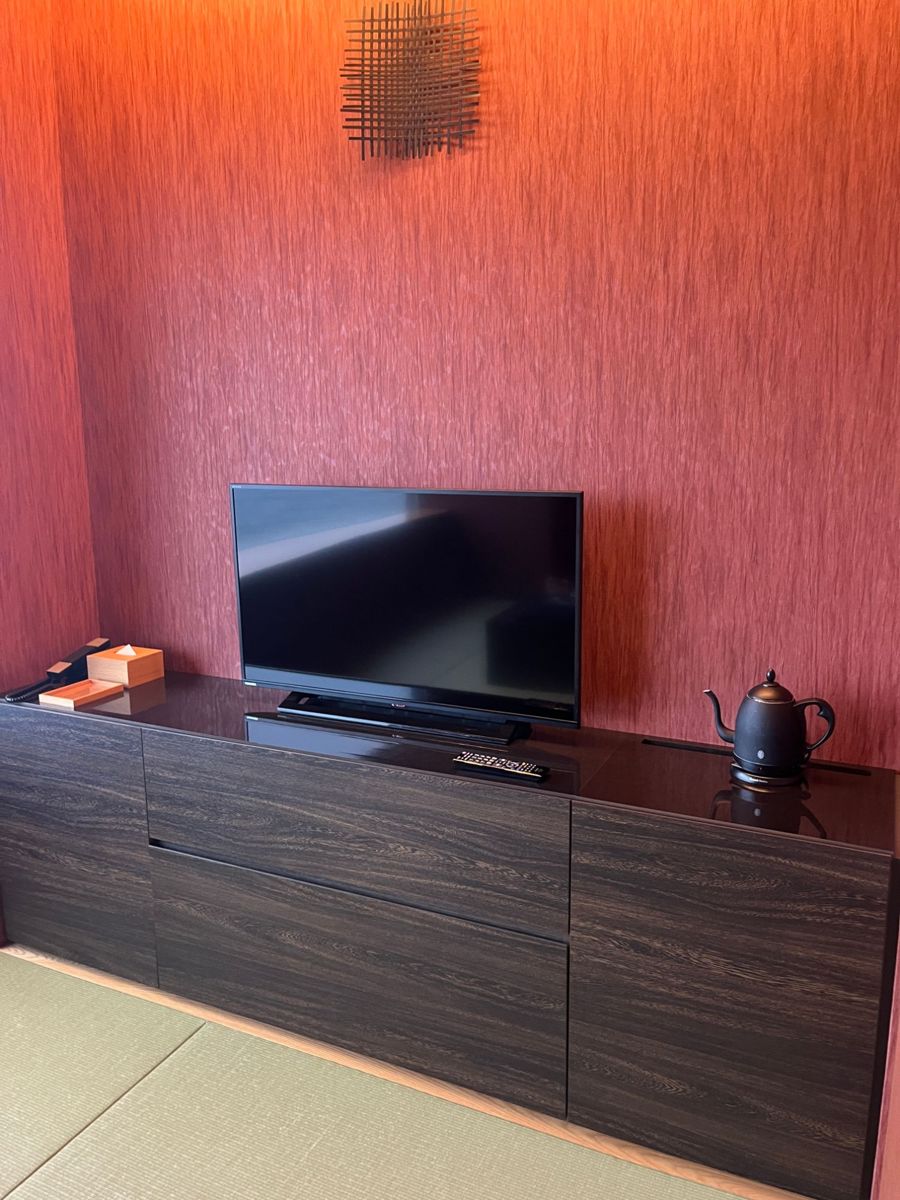 界 別府のテレビ台